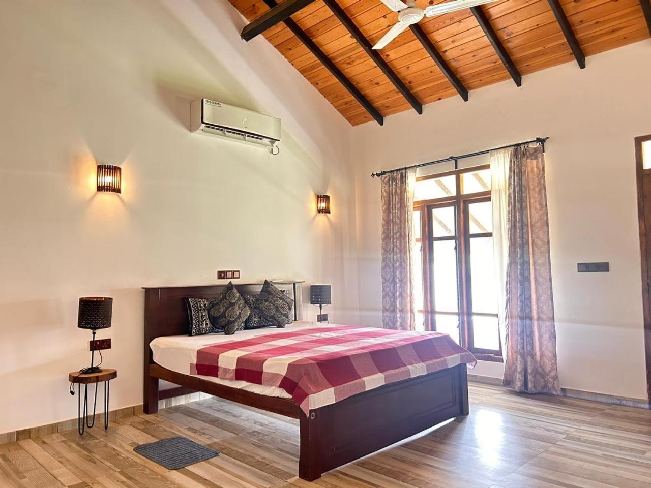 Hotel Blu Marine Nilaveli Trincomalee Esterno foto